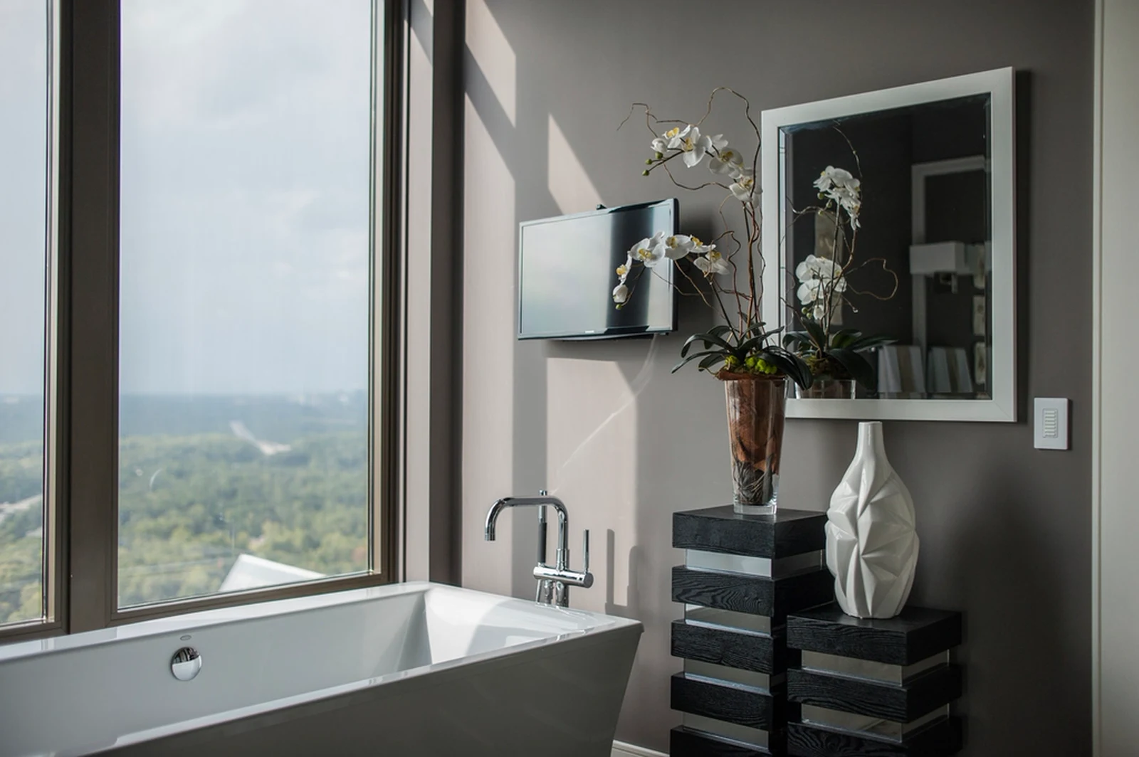 Contemporary Bathroom