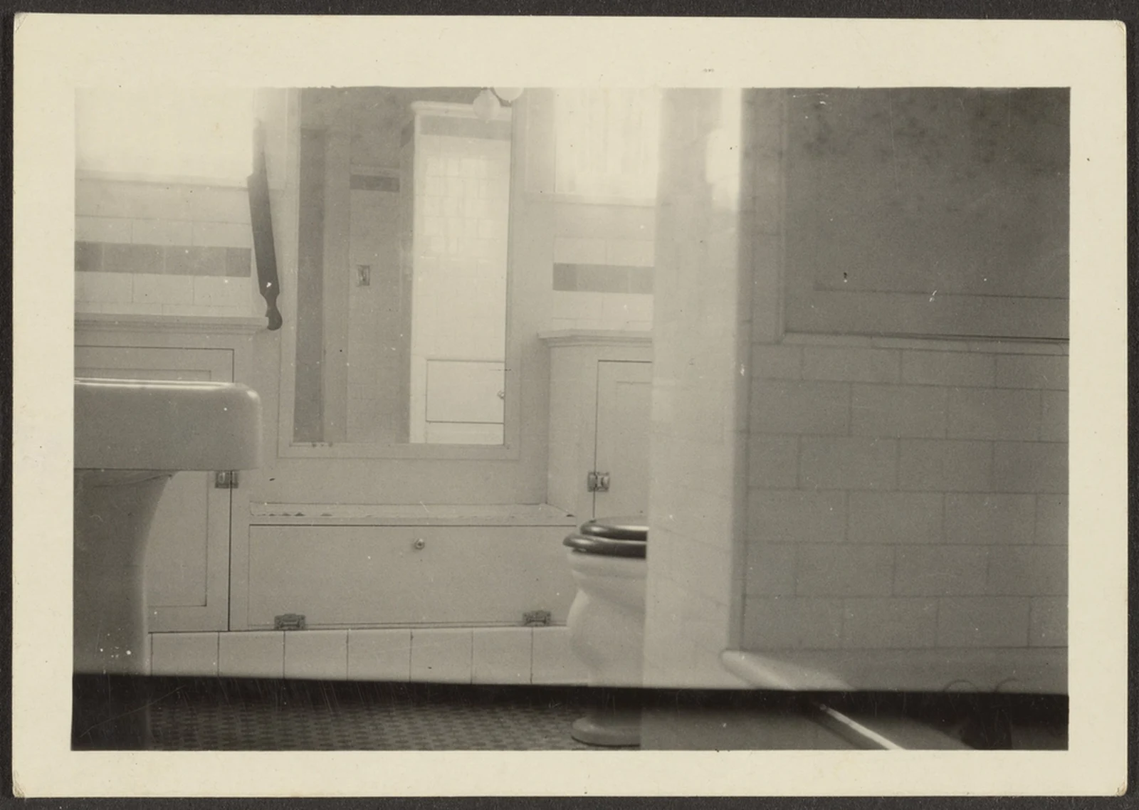 Modern Bathroom