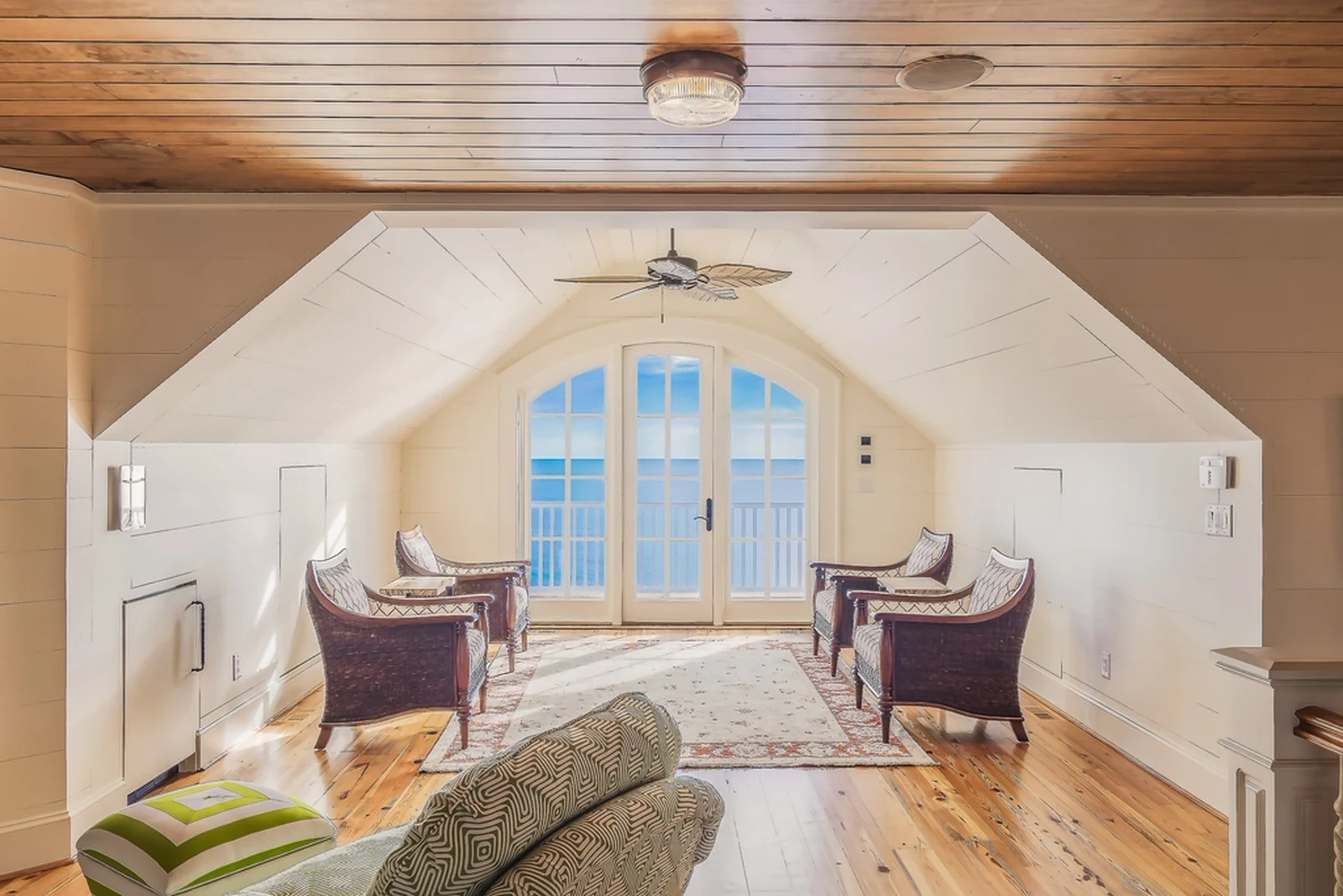 Contemporary Bedroom