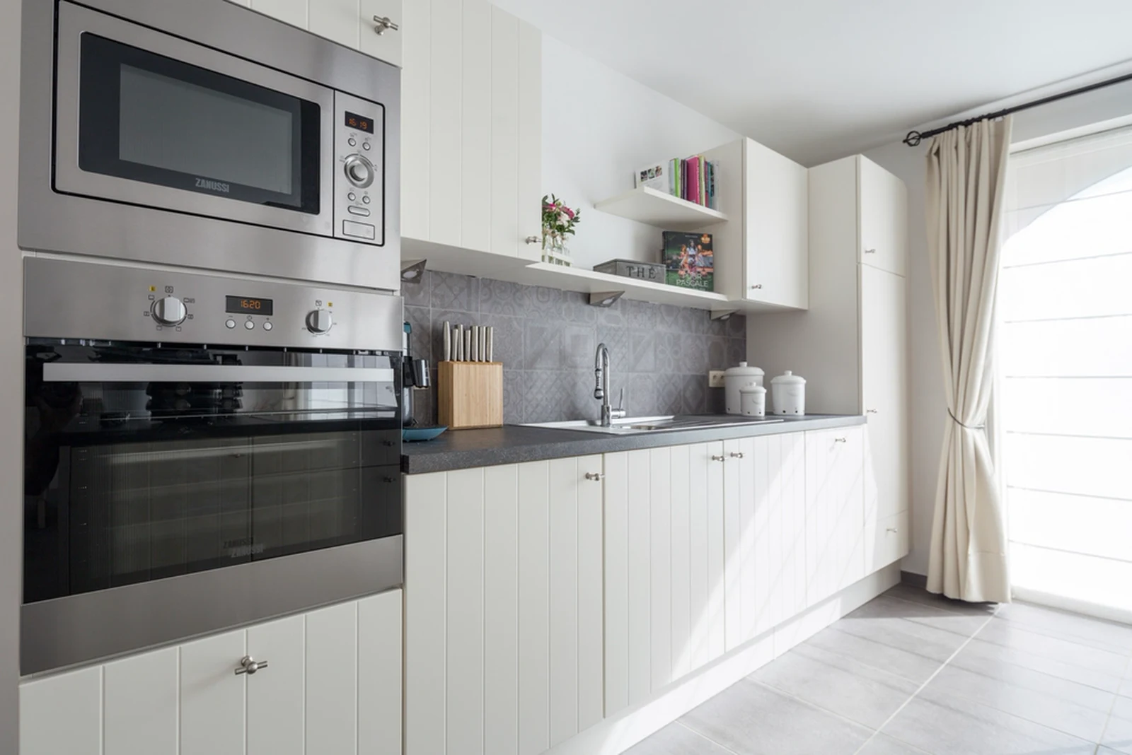 U-Shaped Modular Kitchen Designs